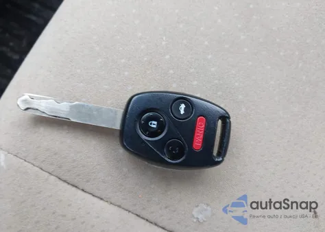 2007 Honda Civic Hybrid from USA, damaged, VIN JHMFA36207S024099